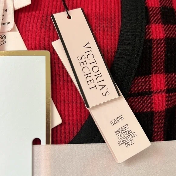 Victoria’s Secret Gingham/Plaid Long Sleeves Thermal Pajama Set Pjs XSmall - Picture 9 of 13